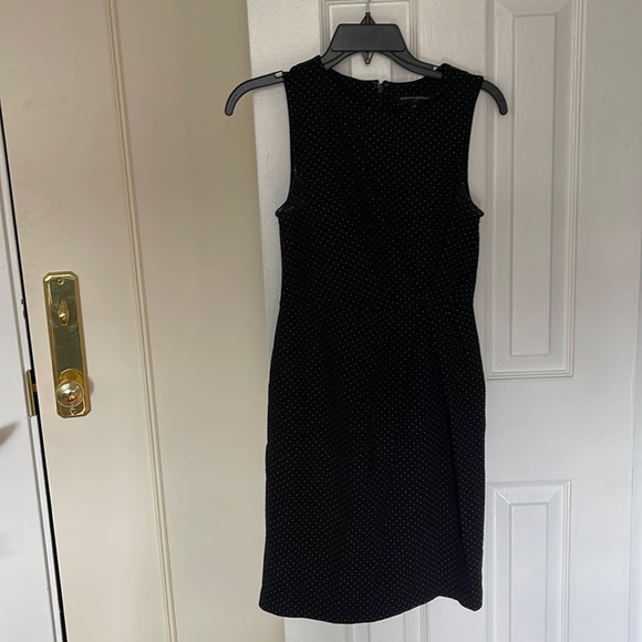 Professional Dress - Picture 1 of 4